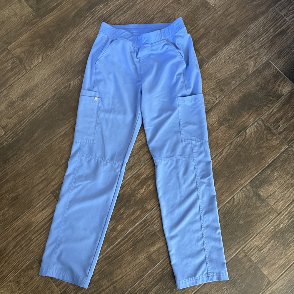 FIGS Scrub Sets (2) Men Medium Leon Top Axim Cargo Pants Blue Medical - Picture 16 of 16